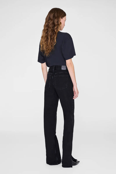 The Walker Tee California in Vintage Black